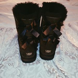 UGG Australia Black Bailey Bow Originals